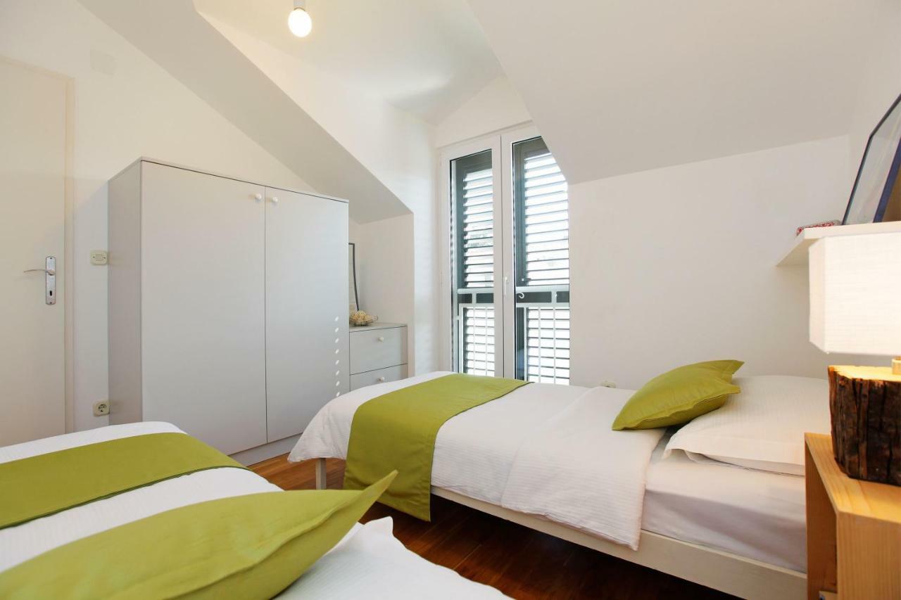 볼 Superb Penthouse Luna 아파트 외부 사진